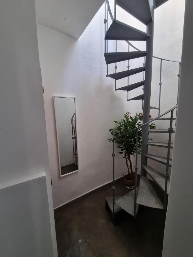 Town House With Roof Terrace - Old Town Apartment มาร์เบยา ภายนอก รูปภาพ